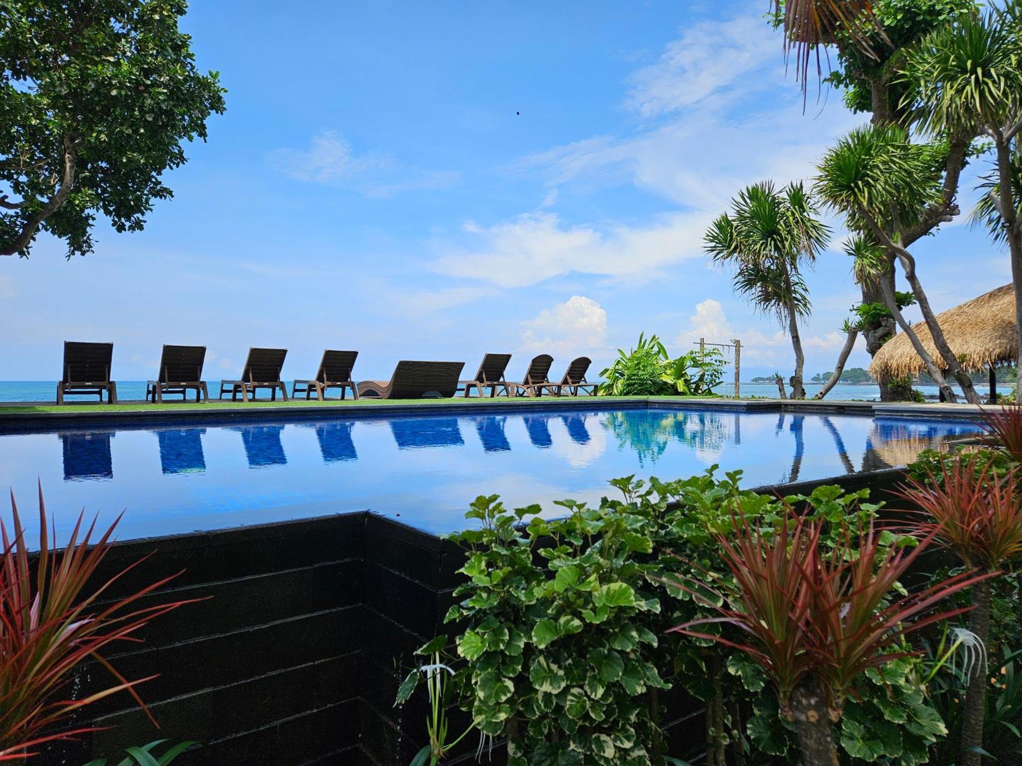 ซันเซ็ทเฮาส์-ลมโบะก์ Hotel Mangsit ภายนอก รูปภาพ