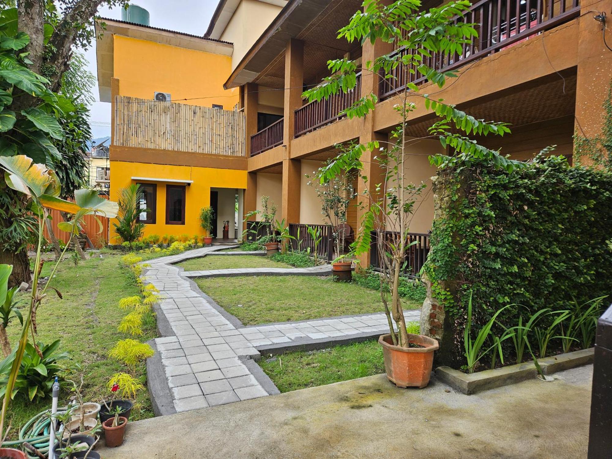 ซันเซ็ทเฮาส์-ลมโบะก์ Hotel Mangsit ภายนอก รูปภาพ